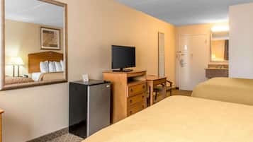 Desk, iron/ironing board, rollaway beds, free WiFi