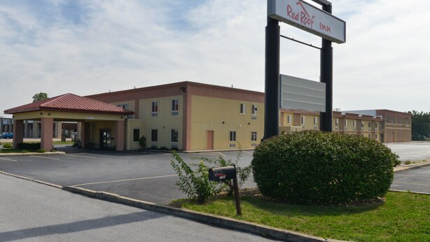 Exterior - Red Roof Inn Chambersburg (Chambersburg)