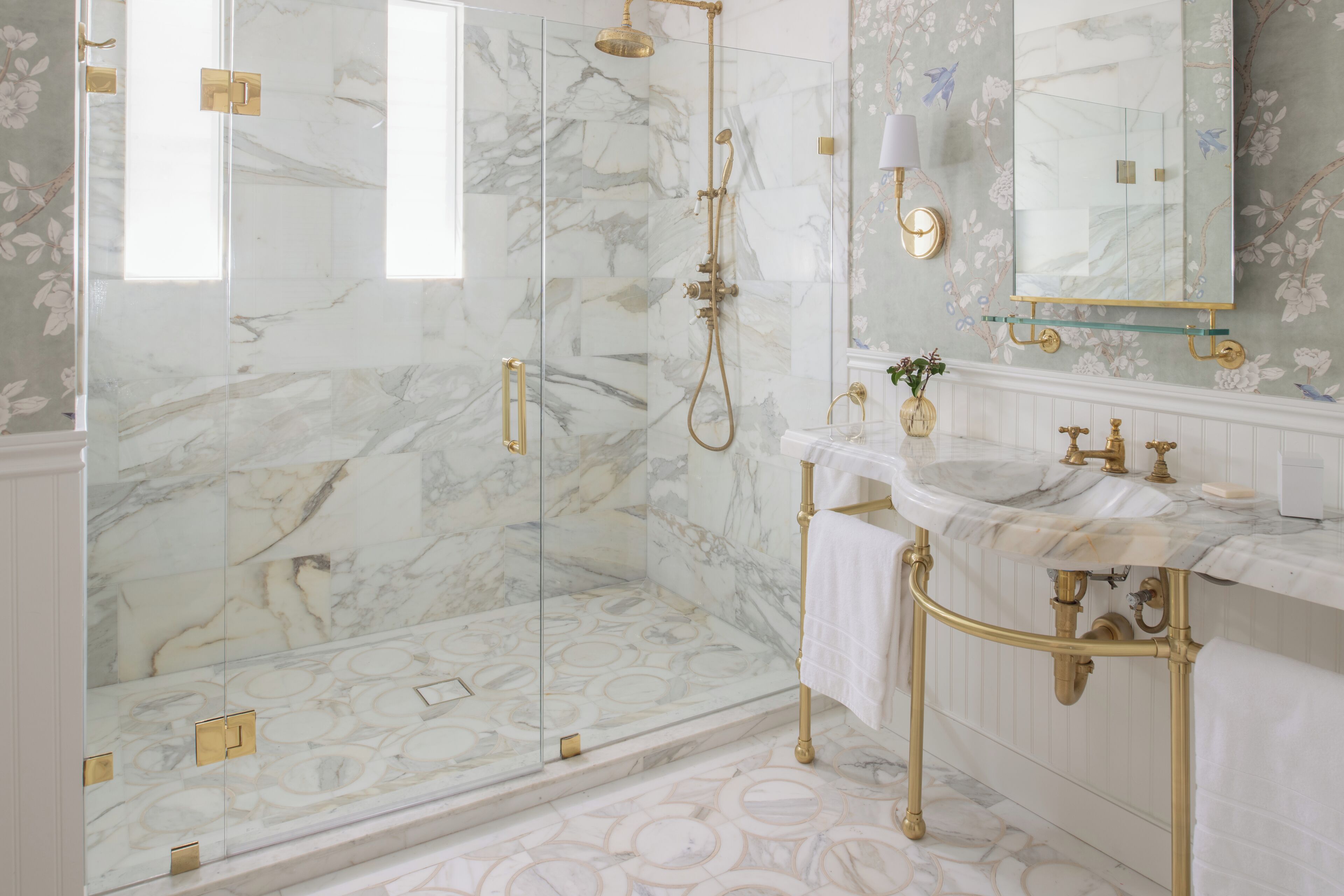 Villa Premier (Veranda) | Bagno | Doccia, soffione a pioggia, set di cortesia gratuito, asciugacapelli