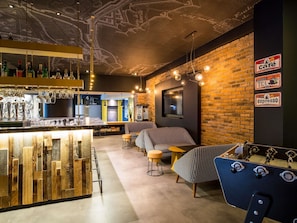 Bar (on property) - Mercure Arras Centre Gare (Arras)