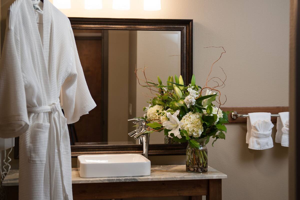 standard room, 2 queen beds | bathroom | shower, hair dryer, bathrobes, towels