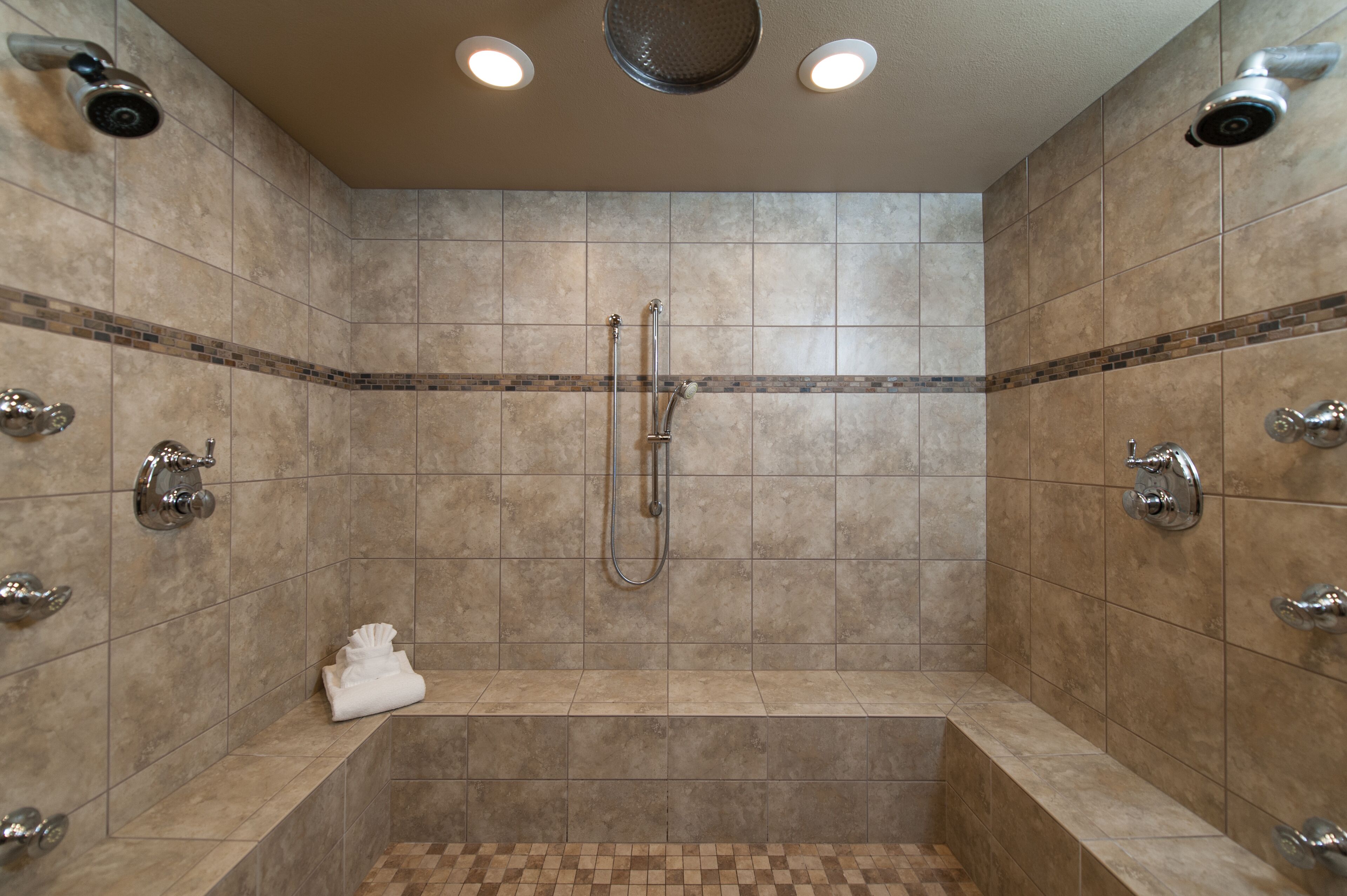 family loft | bathroom shower