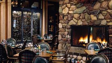 Frühstück, Mittagessen und Abendessen