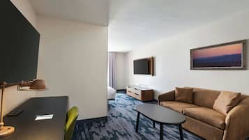 Executive Suite, 1 King Bed with Sofa bed