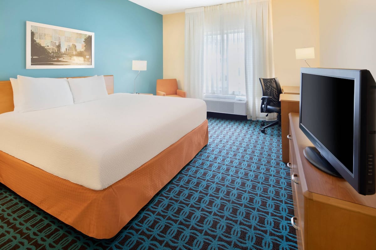 In-room safe, iron/ironing board, free cribs/infant beds, rollaway beds