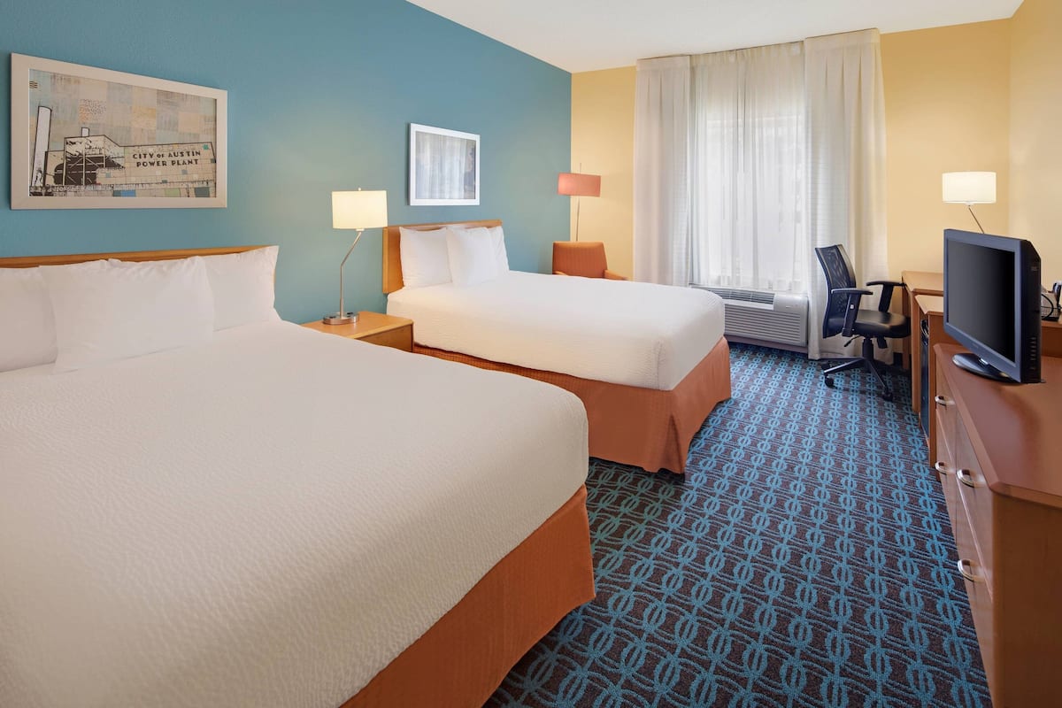 Standard Room, 2 Queen Beds | In-room safe, iron/ironing board, free cribs/infant beds, rollaway beds
