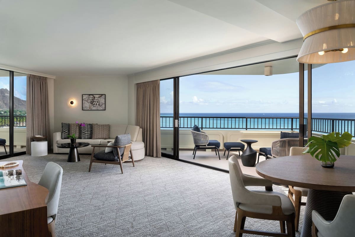 Tower Diamond Head Oceanfront One Bedroom King Suite, Newly Renovated | Living room | 55-inch flat-screen TV with cable channels, TV