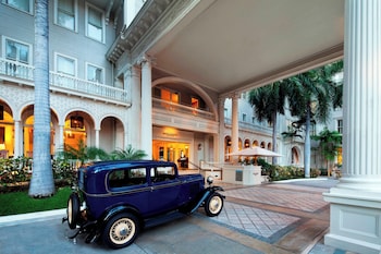 View from property looking out at Moana Surfrider, A Westin Resort & Spa, Waikiki Beach