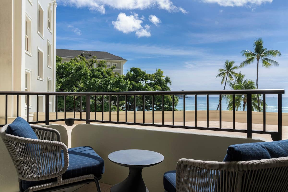 1 bedroom, premium bedding, pillow-top beds, in-room safe