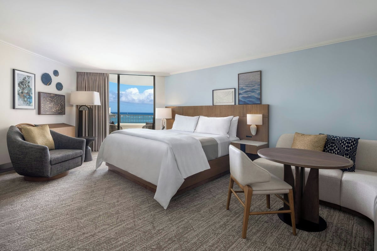 1 bedroom, premium bedding, pillow-top beds, in-room safe