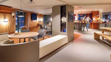 Dagelijks ontbijtbuffet (EUR 12 per persoon)