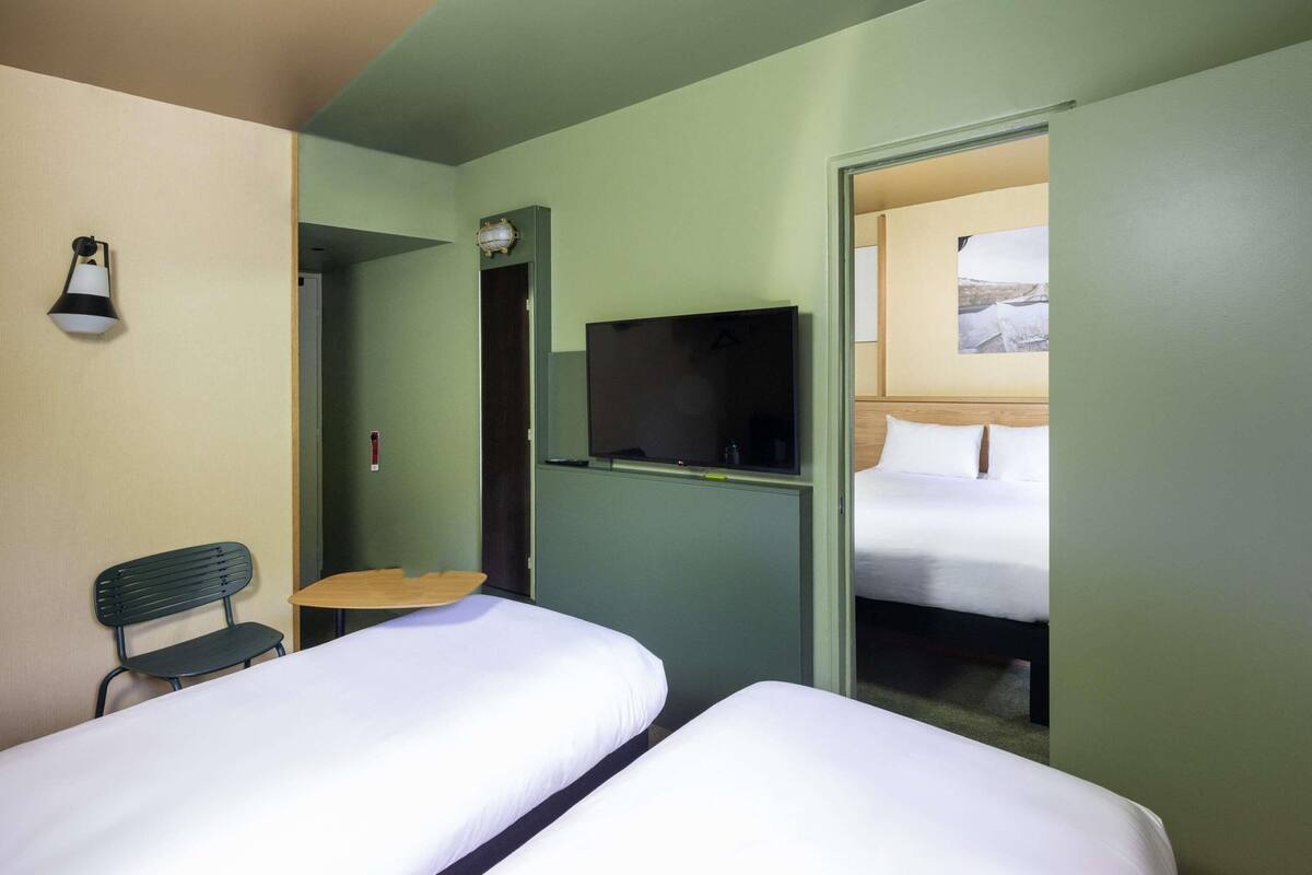 Family Room, 2 Double Beds, Connecting Rooms | Premium bedding, laptop workspace, soundproofing, iron/ironing board