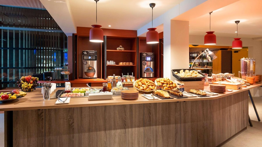 Ibis Styles Rouen Parc Expo Zenith