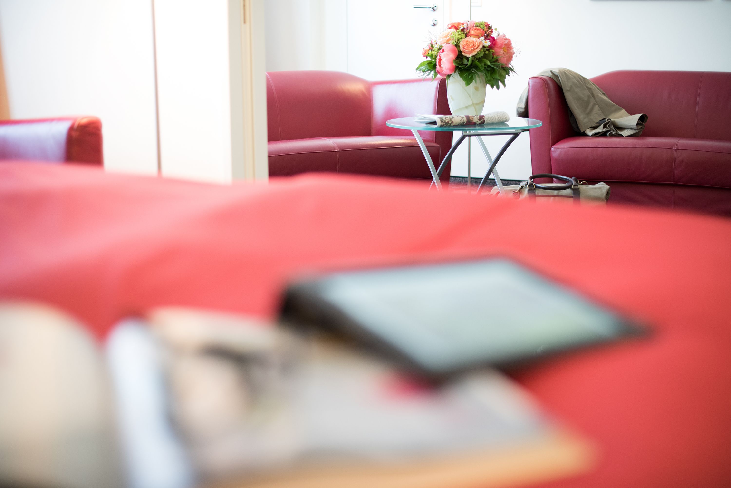 superior suite (chic) | living area | 35-inch flat-screen tv with digital channels, tv