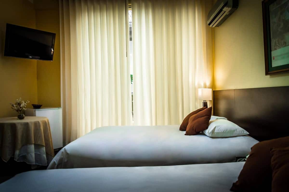 Minibar, in-room safe, desk, free WiFi