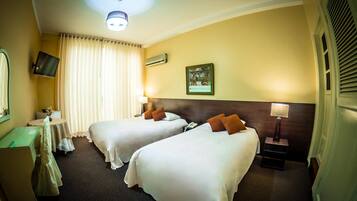 Double Room | Minibar, in-room safe, desk, free WiFi