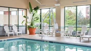 Indoor pool, pool loungers