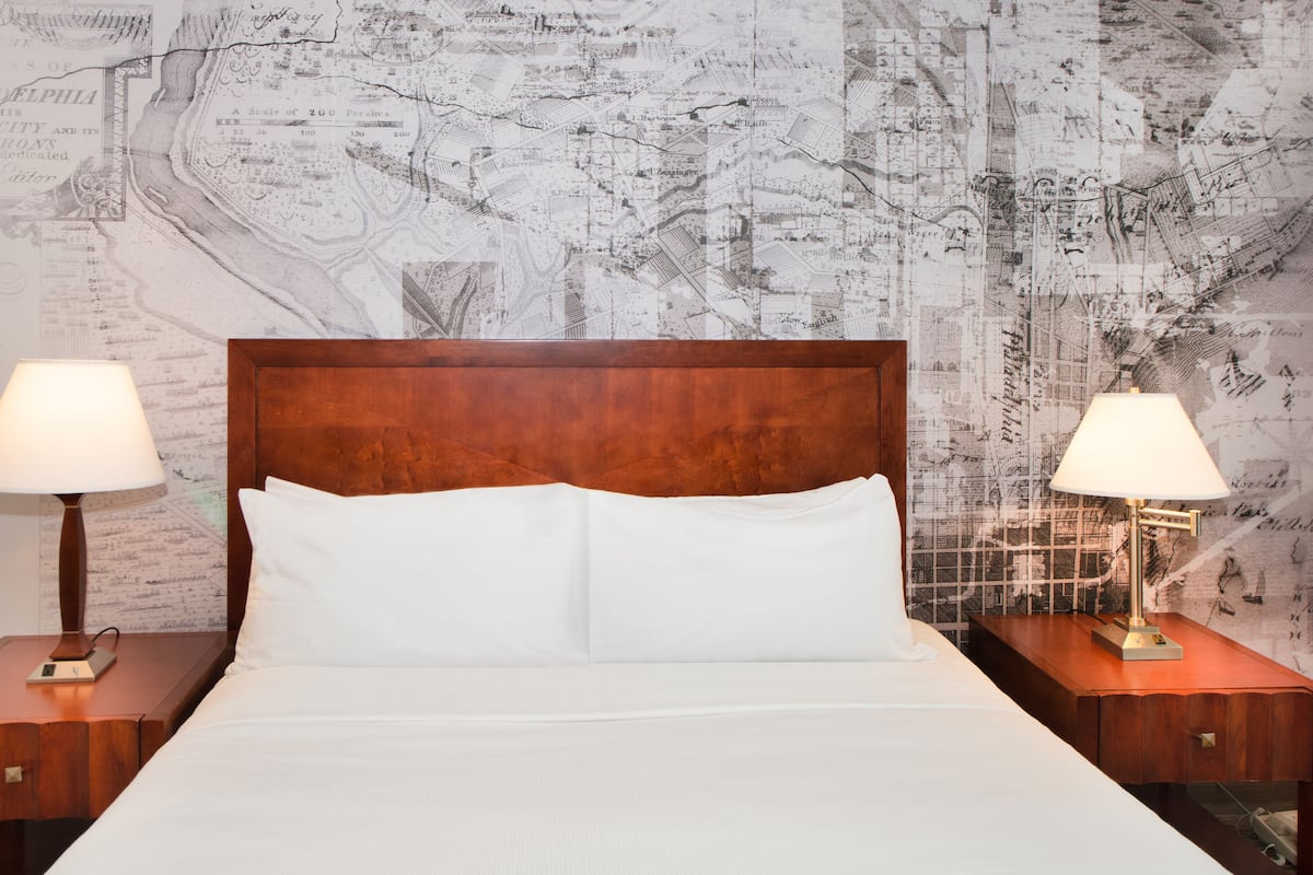 1 bedroom, hypo-allergenic bedding, in-room safe, iron/ironing board