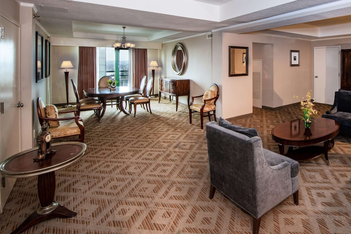 Presidential Suite, 1 King Bed | 1 bedroom, hypo-allergenic bedding, in-room safe, iron/ironing board