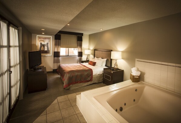 Suite, 1 Queen Bed