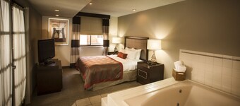 Ramada by Wyndham Marquette