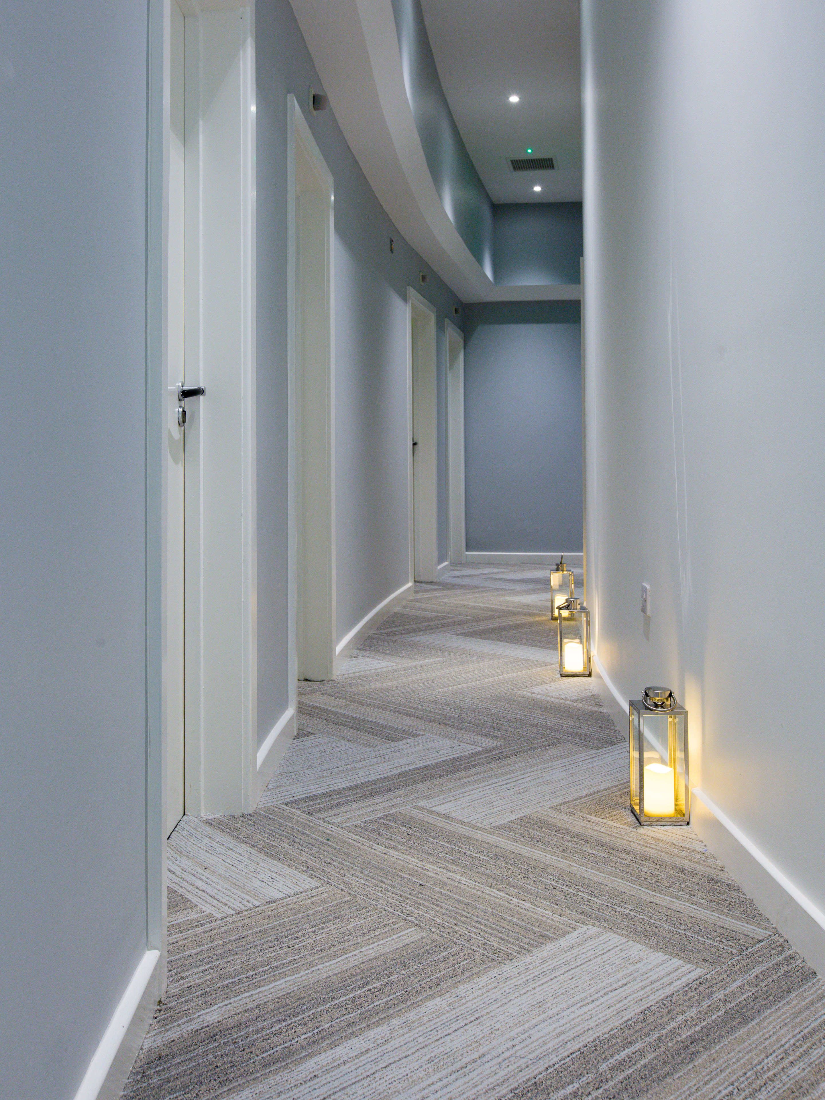 hot tub, body treatments, hydrotherapy, deep-tissue massages