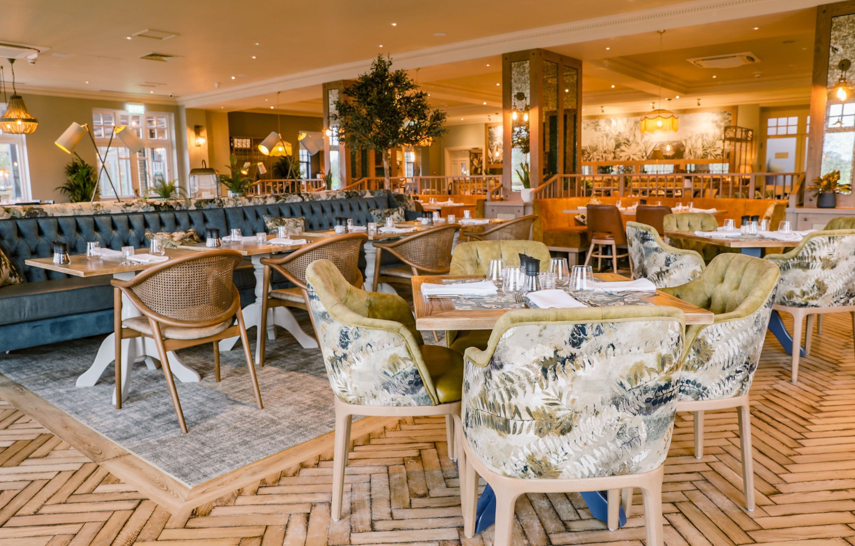 Breakfast, lunch, dinner served; Fusion cuisine, golf course views 