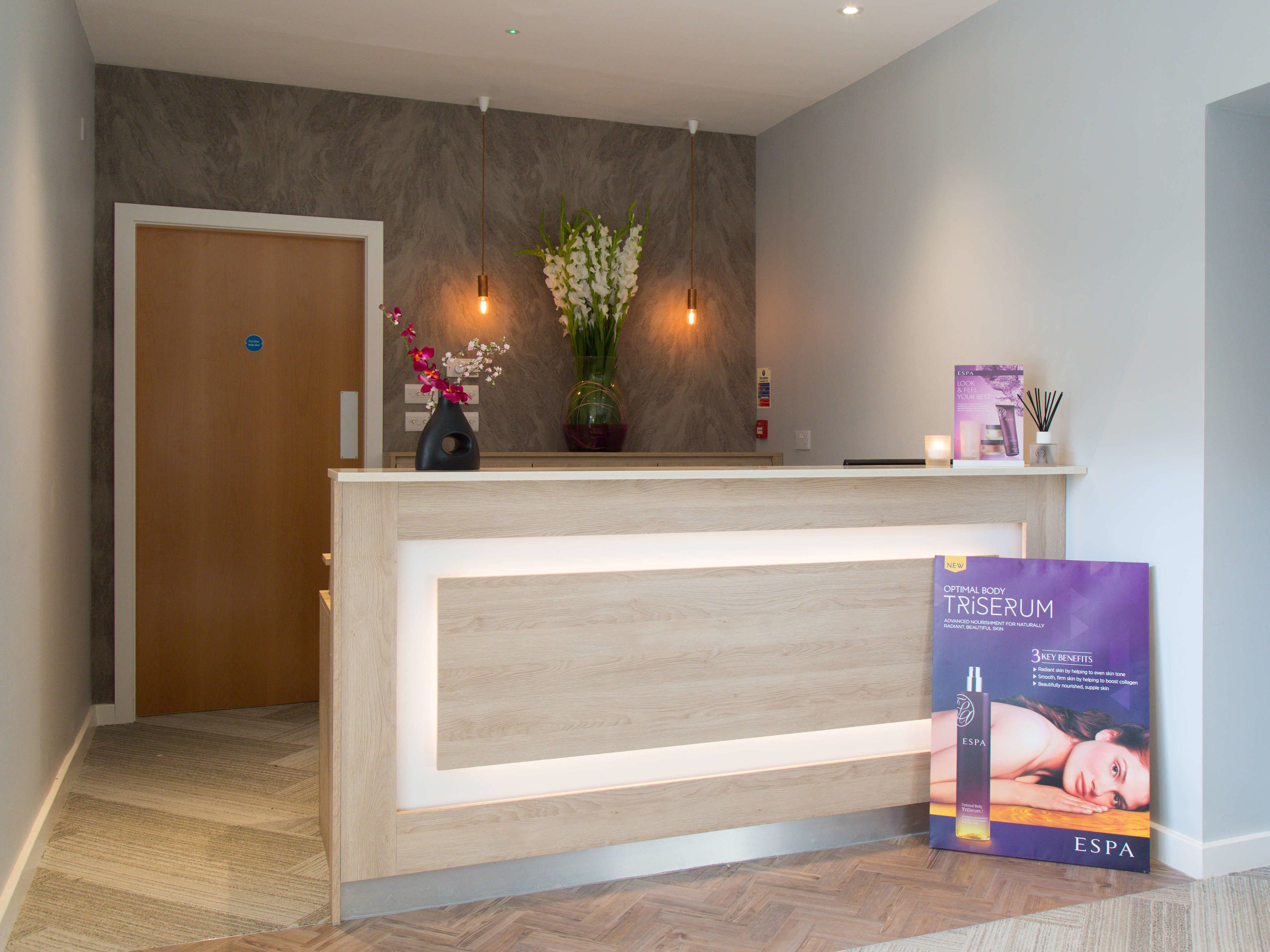 hot tub, body treatments, hydrotherapy, deep-tissue massages