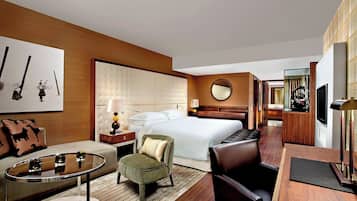 Grand-Suite, 2 Schlafzimmer | Hochwertige Bettwaren, Minibar, Zimmersafe, Verdunkelungsvorhänge