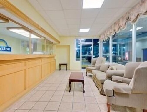 Days Inn by Wyndham Waynesboro