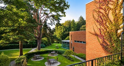 Macdonald Berystede Hotel