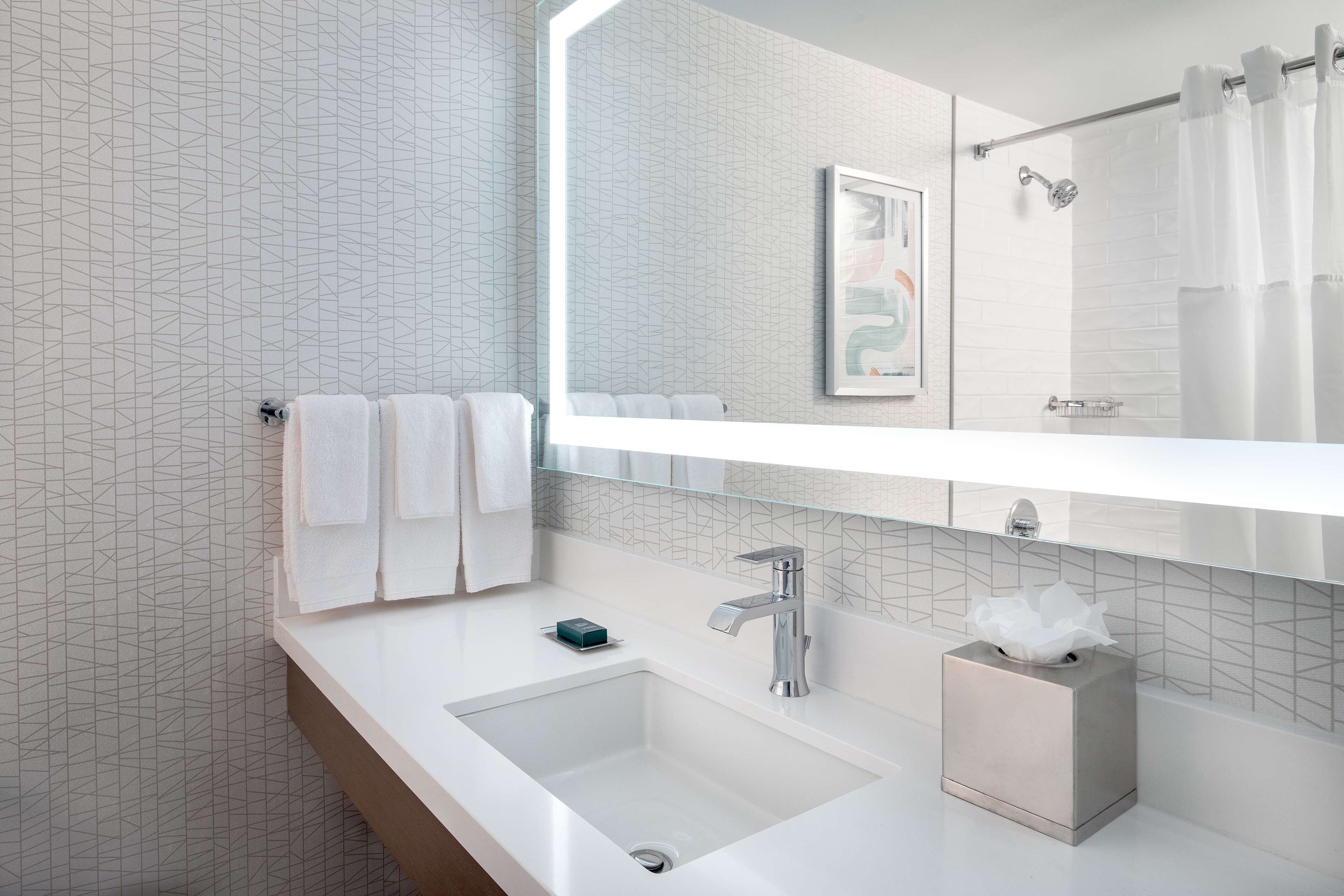 Foto - DoubleTree by Hilton Hotel and Conference Center Chicago North Shore