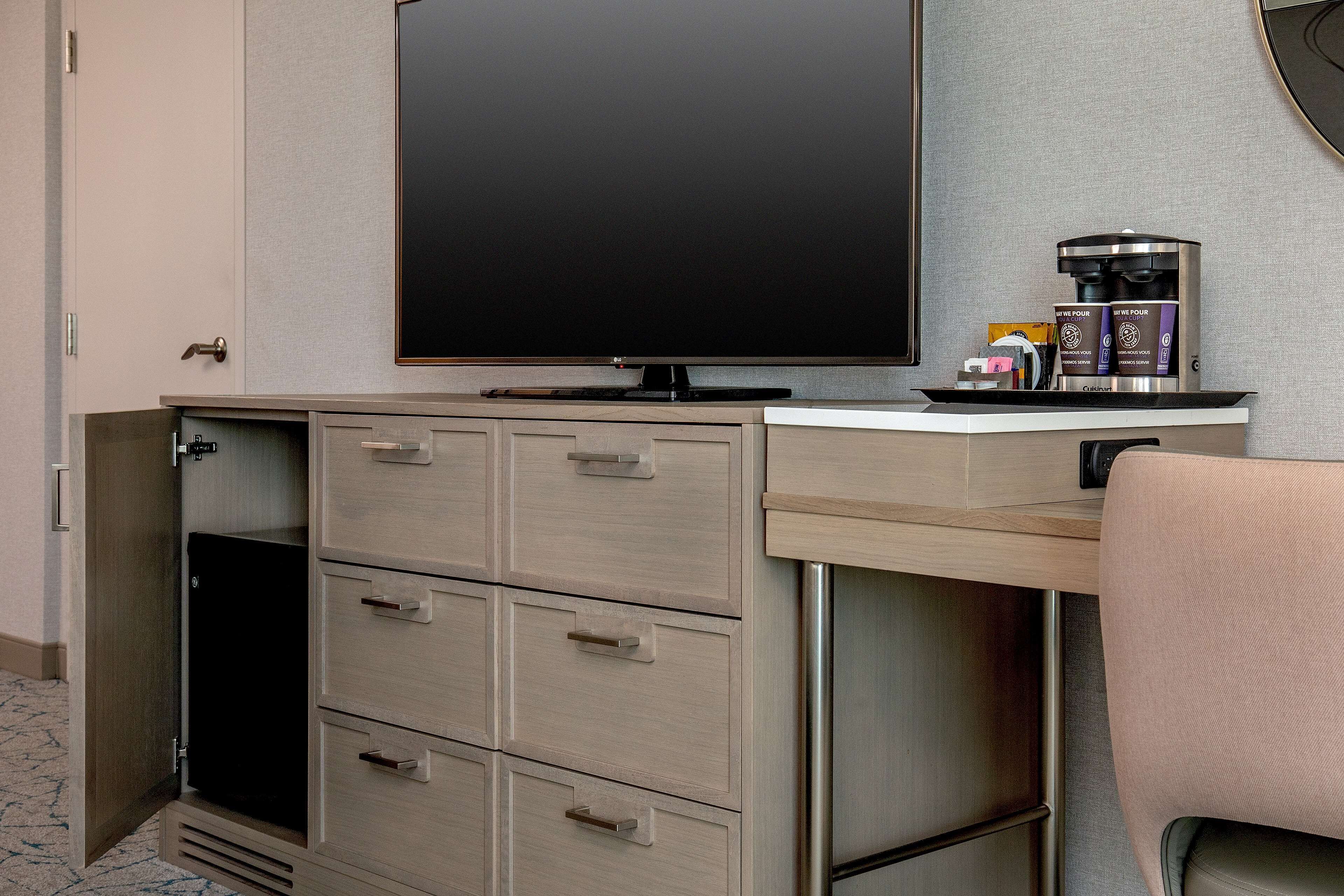 Photo - DoubleTree by Hilton Hotel and Conference Center Chicago North Shore