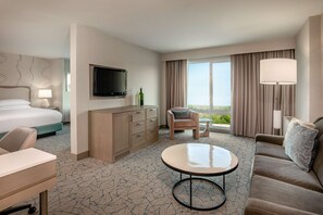Junior Suite, 1 King Bed | Living area | 40-inch LED TV with cable channels, MP3 dock - DoubleTree by Hilton Chicago - North Shore Conference Center (Skokie)