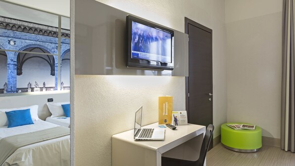 In-room safe, desk, soundproofing, free WiFi - B&B Hotel Firenze Nuovo Palazzo di Giustizia (Florence)