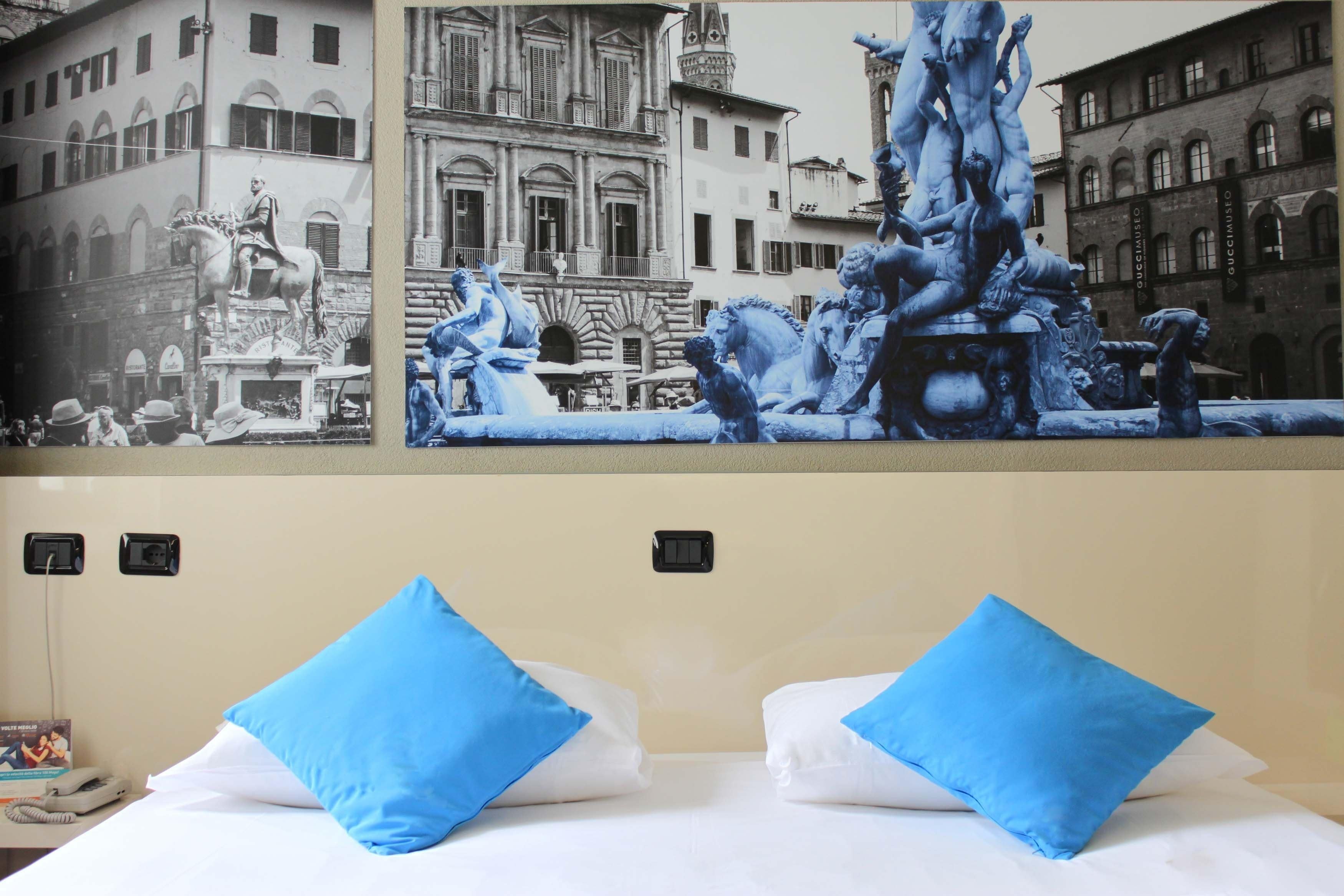 Standard Double Room, Non Smoking | In-room safe, desk, soundproofing, free WiFi