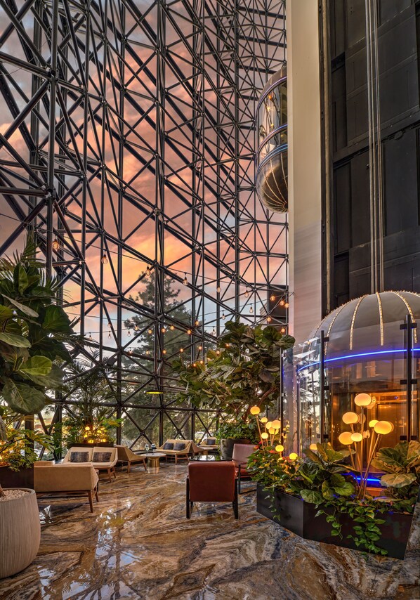 Interior - Atlantis Casino Resort Spa (Reno)