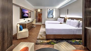 Concierge Tower, 2 Queen Beds | 1 室のベッドルーム、羽毛の掛け布団、ピロートップベッド、セーフティボックス (室内)