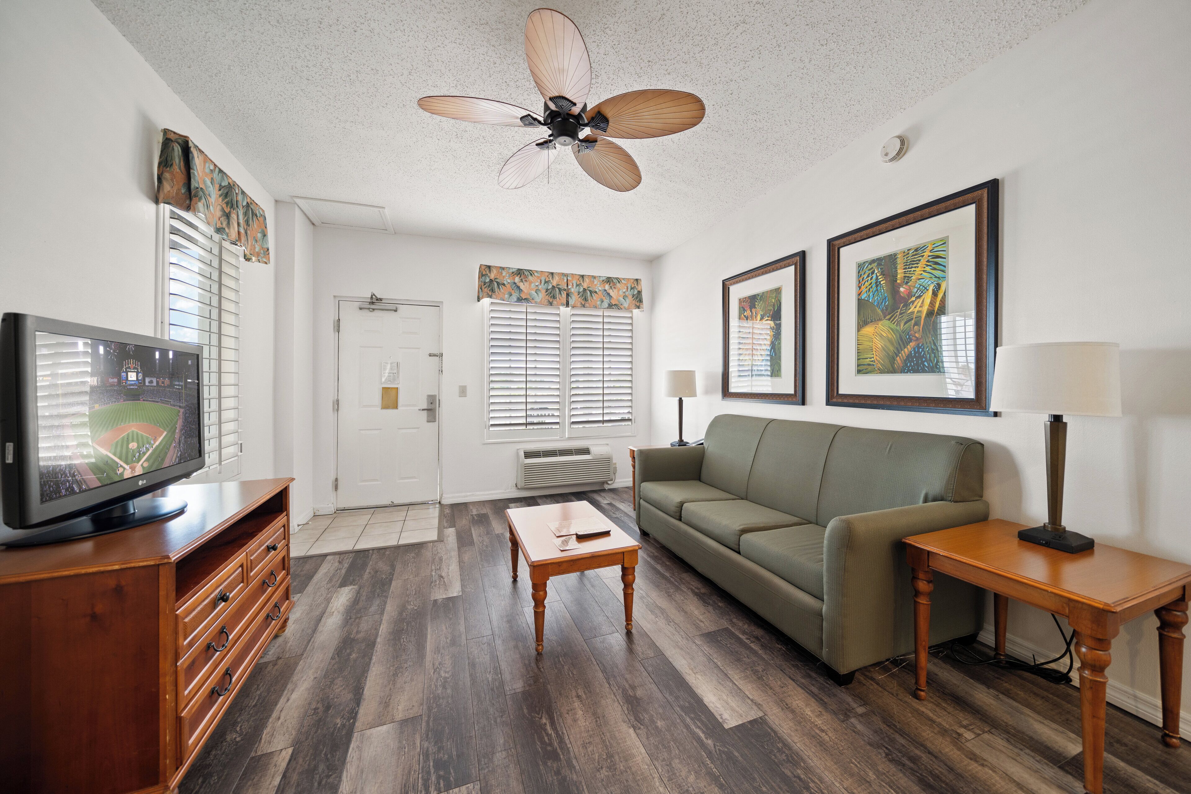 Photo - Holiday Inn & Suites Clearwater Beach S-Harbourside