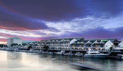 Holiday Inn & Suites Clearwater Beach S-Harbourside by IHG
