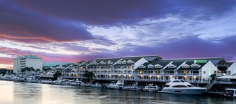Holiday Inn & Suites Clearwater Beach S-Harbourside by IHG