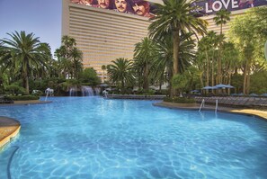2 outdoor pools, open 10:00 AM to 5:00 PM, cabanas (surcharge)