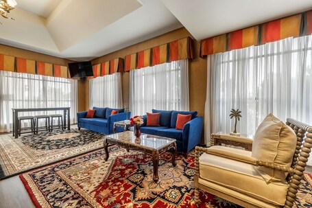 Best Western Plus South Bay Hotel - view 3