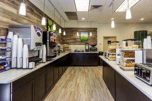 Free daily continental breakfast