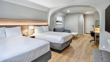 Ropa de cama de alta calidad, escritorio y cortinas blackout