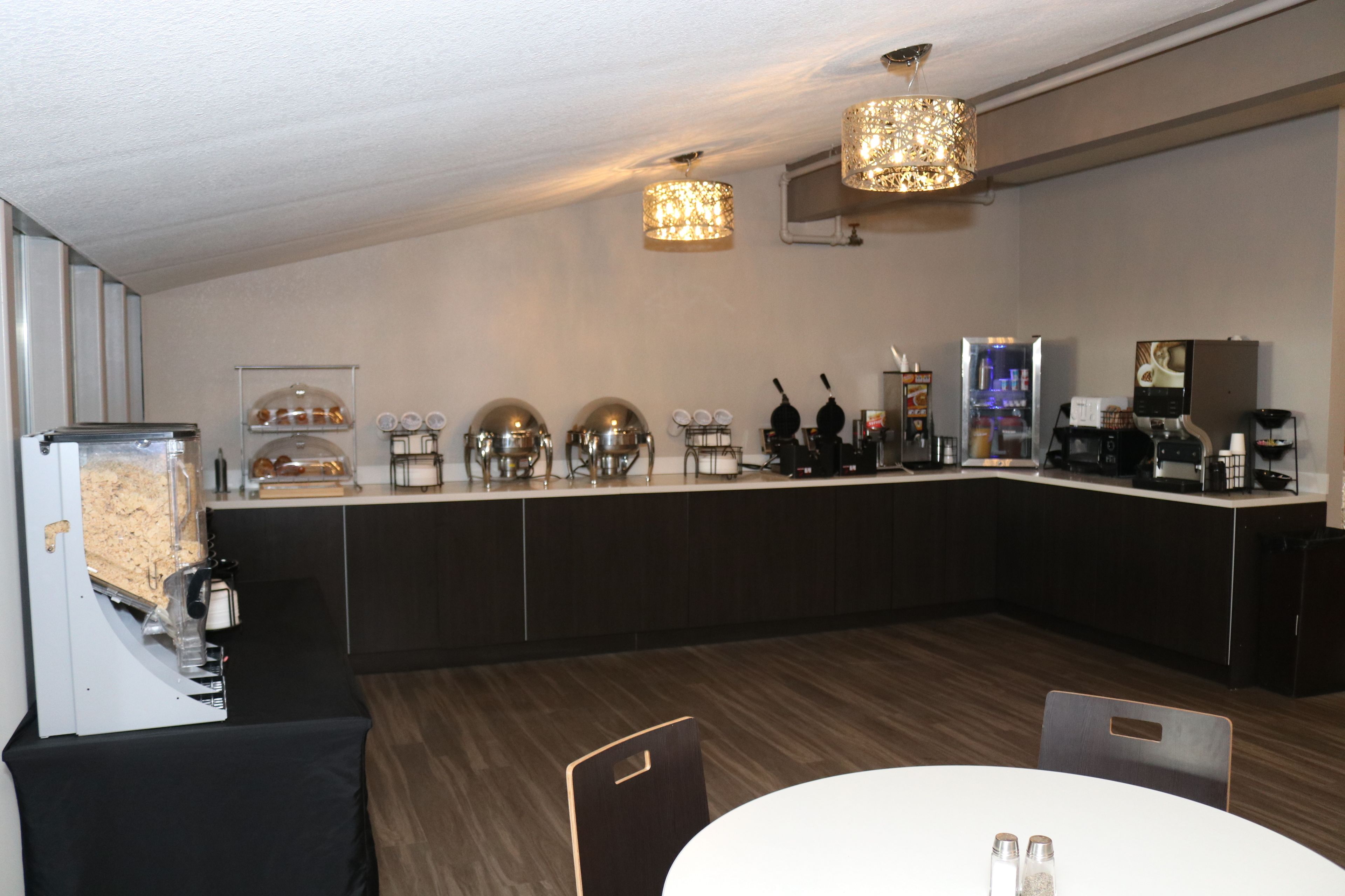 Free daily buffet breakfast