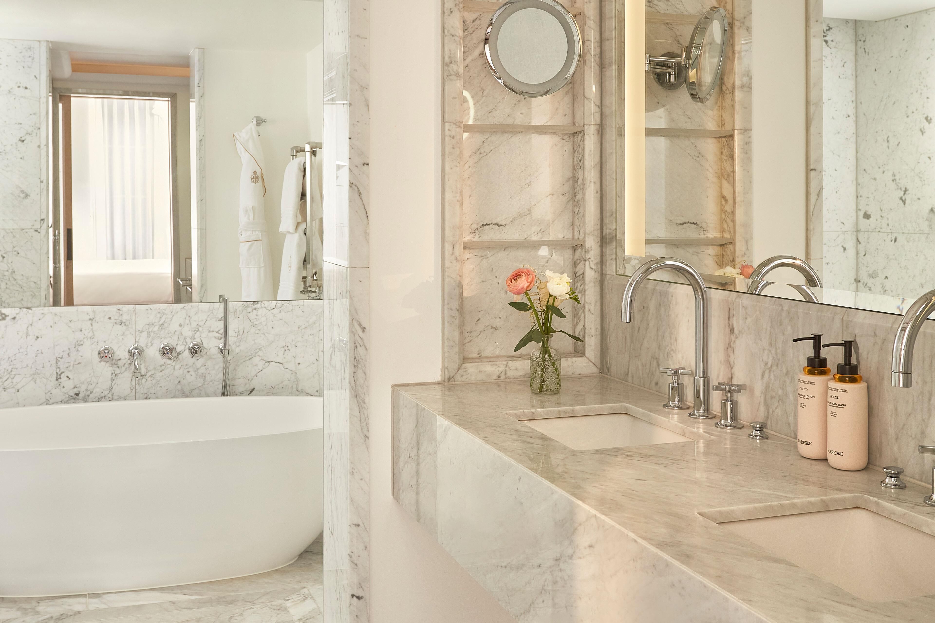 Photo - Claridge's, Maybourne