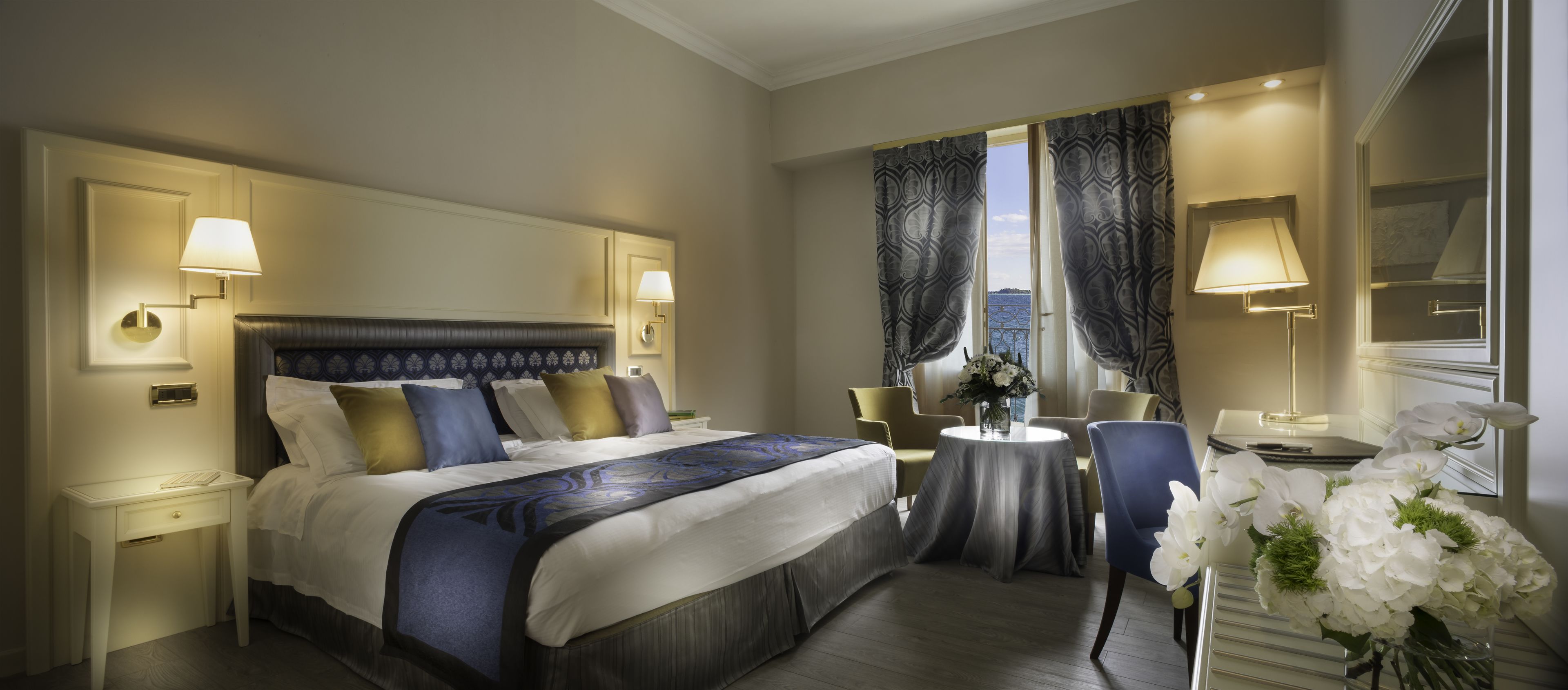 superior double room, balcony, lake view | hypo-allergenic bedding, minibar, in-room safe, desk