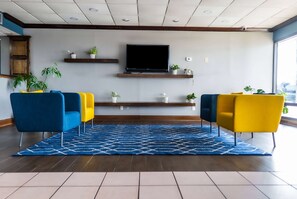 Lobby - Baymont by Wyndham London KY (London)