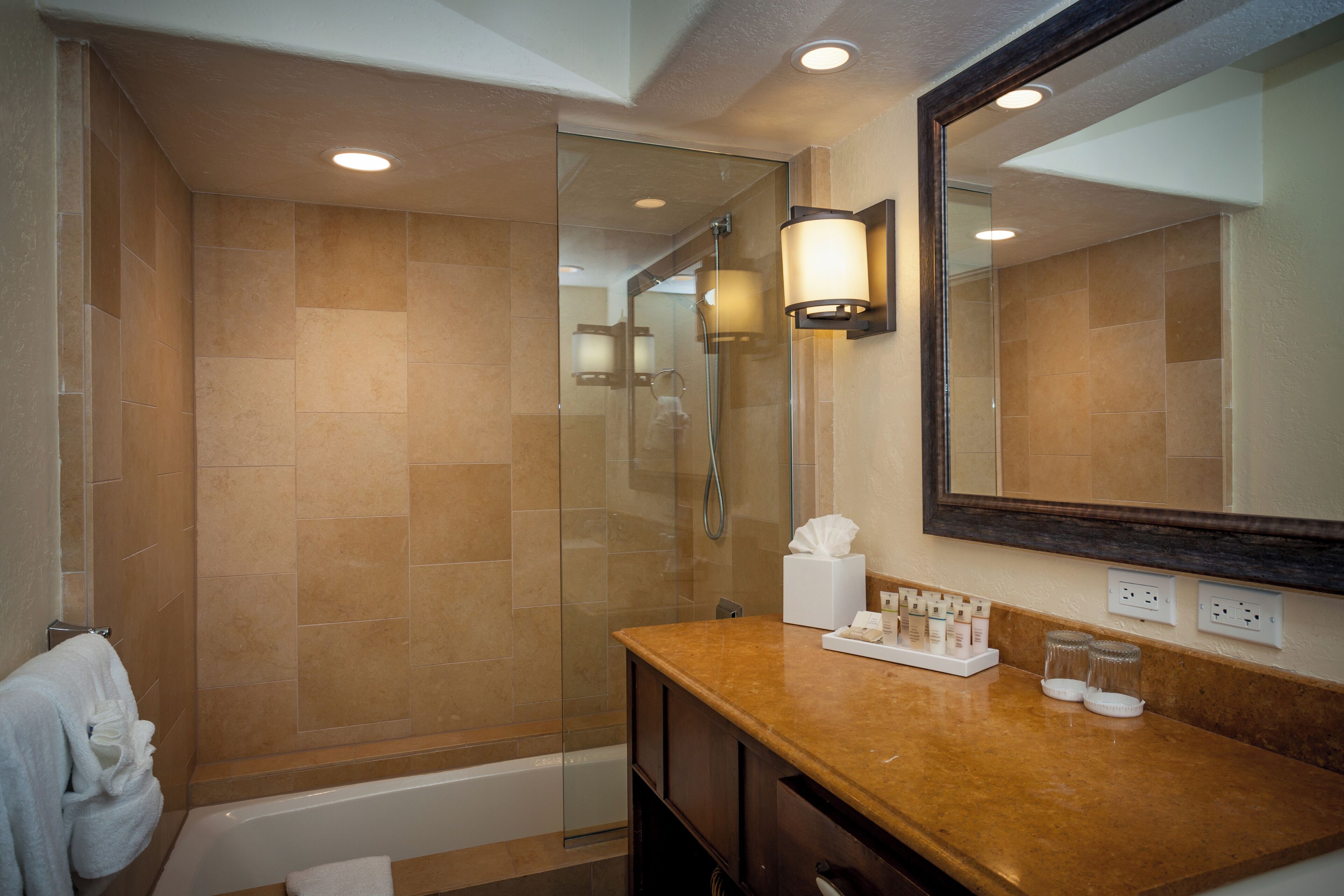 Photo - Hotel Pacific